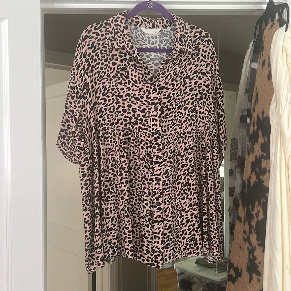Cute tunica cheetah print top